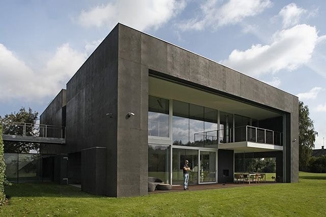 042411_fortress_house_5.jpg