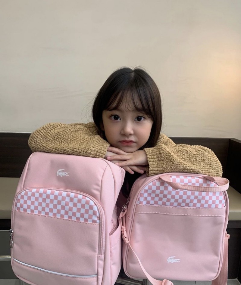 10A1E7DB-559F-47F0-ADC0-E68F06E4EBAF.jpeg 이제는 어린아이한테까지 열폭하는 그 성별 ㅎㄷㄷ